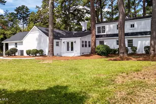 909 Parkside Dr NW, Wilson, NC 27896 - Photo 9