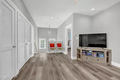 305 Columbia Avenue, Carolina Beach, NC 28428 - Photo 23
