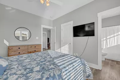 305 Columbia Avenue, Carolina Beach, NC 28428 - Photo 37