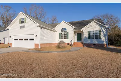 208 Eighth Street, New Bern, NC 28560 - Photo 1