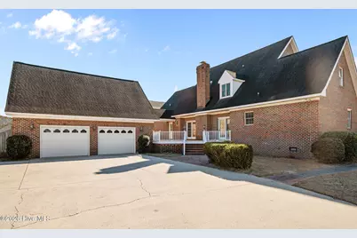 206 Austin Point Drive, Washington, NC 27889 - Photo 7