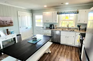 5213 Ocean Dr, Emerald Isle, NC 28594 - Photo 17