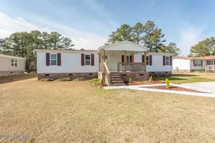 423 Gray Dr SW, Shallotte, NC 28470 - Photo 1