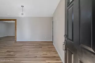 1034 Crayton Cir, Fayetteville, NC 28314 - Photo 7