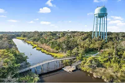 104 NE 34th Street, Oak Island, NC 28465 - Photo 47