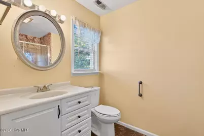 104 NE 34th Street, Oak Island, NC 28465 - Photo 27