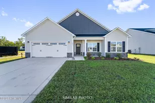 757 Regiment Rd, Jacksonville, NC 28546 - Photo 1