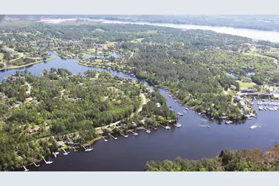1004 Barkentine Drive, New Bern, NC 28560 - Photo 17