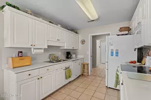 425 Water Oak Wynd SW, Sunset Beach, NC 28468 - Photo 15