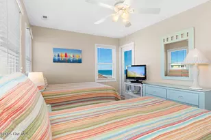 7021 Ocean Dr E, Emerald Isle, NC 28594 - Photo 27