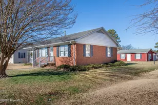 202 Phillips St, Hertford, NC 27944 - Photo 5