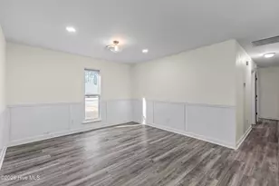 329 Lakewood Dr, Jacksonville, NC 28546 - Photo 7