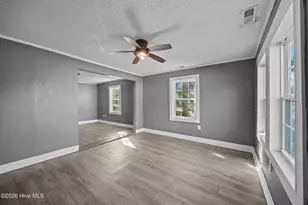 1402 Wooster St, Wilmington, NC 28401 - Photo 5