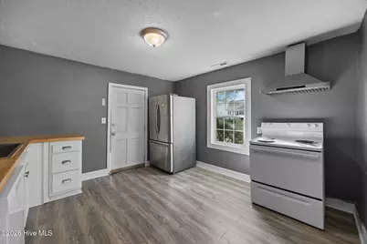 1402 Wooster Street, Wilmington, NC 28401 - Photo 11