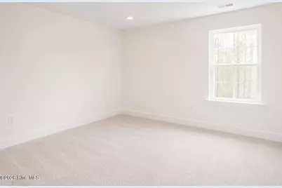817 Hidden Bridge Drive, Jacksonville, NC 28546 - Photo 7