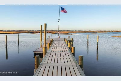 9806 Clarendon Drive, Emerald Isle, NC 28594 - Photo 13