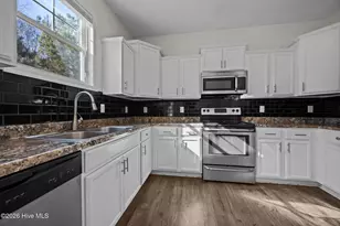 712 Dexter Ct, Jacksonville, NC 28546 - Photo 9