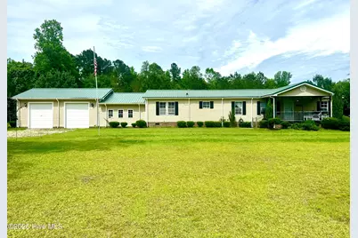 3984 Pocosin Road, Lake Waccamaw, NC 28450 - Photo 1