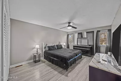 1306 Harbourside Drive, New Bern, NC 28560 - Photo 23