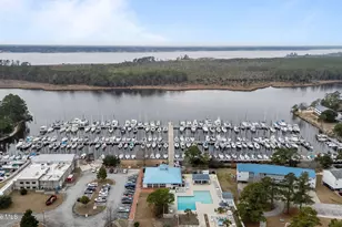 1306 Harbourside Dr, New Bern, NC 28560 - Photo 29