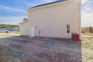 114 Milestone Ct, Jacksonville, NC 28546 - Photo 5