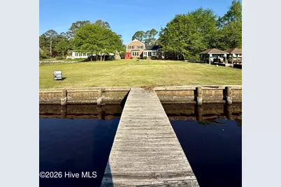 236 Shoreline Drive, New Bern, NC 28562 - Photo 5