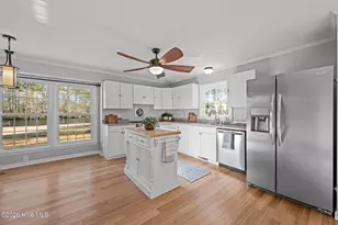 236 Shoreline Dr, New Bern, NC 28562 - Photo 17