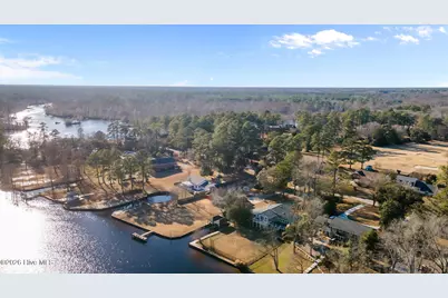 236 Shoreline Drive, New Bern, NC 28562 - Photo 11