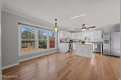 236 Shoreline Drive, New Bern, NC 28562 - Photo 21