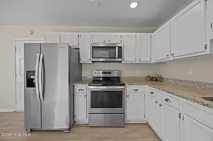 1109 Shroyer Cir, Jacksonville, NC 28540 - Photo 11