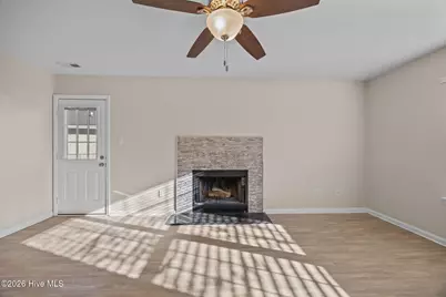 1109 Shroyer Circle, Jacksonville, NC 28540 - Photo 7
