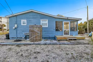 610 N Topsail Dr, Surf City, NC 28445 - Photo 3
