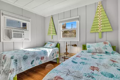 610 N Topsail Drive, Surf City, NC 28445 - Photo 21