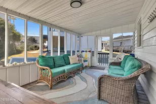 610 N Topsail Dr, Surf City, NC 28445 - Photo 27