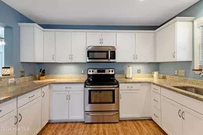 412 Lakeview Drive, Hampstead, NC 28443 - Photo 15