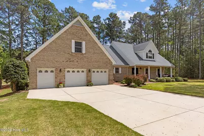 30181 E Lake Road, Wagram, NC 28396 - Photo 3