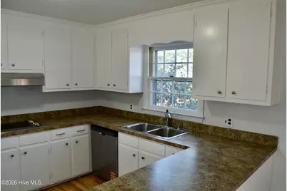 205 Pinewood Drive, Goldsboro, NC 27534 - Photo 11