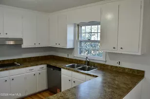 205 Pinewood Dr, Goldsboro, NC 27534 - Photo 11