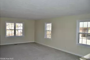 205 Pinewood Dr, Goldsboro, NC 27534 - Photo 7