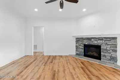 400 S Kingfisher Lane S, Hampstead, NC 28443 - Photo 9