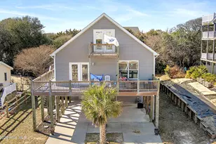 127 Eastview Dr, Emerald Isle, NC 28594 - Photo 3