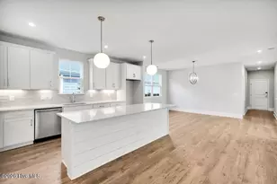 388 Longhill Dr, Wilmington, NC 28412 - Photo 9