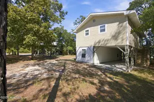 114 NW 21st St, Oak Island, NC 28465 - Photo 3