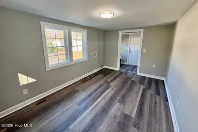 903 E Balsey Street, Clinton, NC 28328 - Photo 13