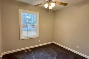 903 E Balsey St, Clinton, NC 28328 - Photo 23