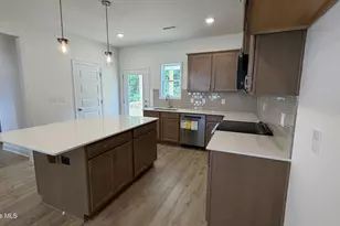 69 Zambezi Ct, Zebulon, NC 27597 - Photo 5