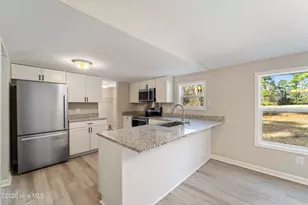 529 Hubert Blvd, Hubert, NC 28539 - Photo 11