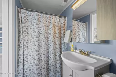 404 Dobbs Street, Atlantic Beach, NC 28512 - Photo 11