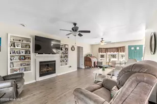 103 Trenor Ln, Powells Point, NC 27966 - Photo 9