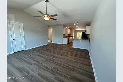 806 Discovery Cove, Newport, NC 28570 - Photo 3